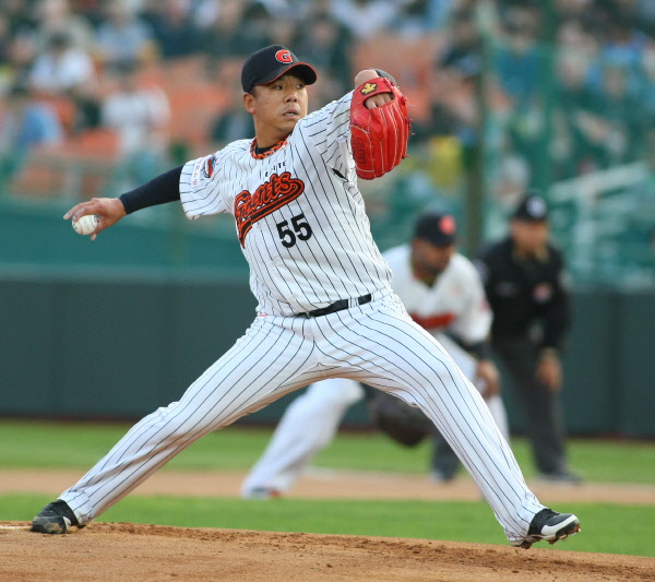 선발등판한 김사율선수